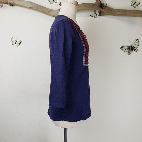 Natural reflections embroidered Henley tee - Picture 4 of 4